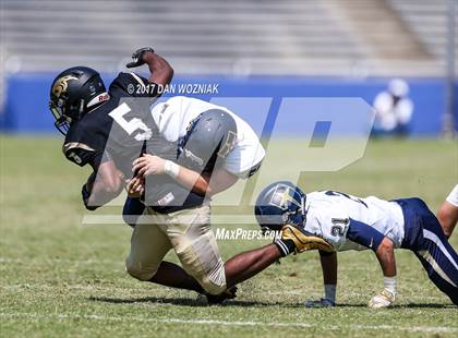 Thumbnail 1 in Plano East vs. Dallas Jesuit (Cotton Bowl Prep Showcase) photogallery.