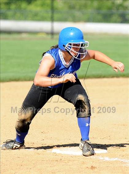 Thumbnail 1 in Hempfield vs Elizabethtown (PIAA District 3 First Round) photogallery.