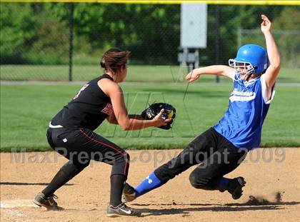 Thumbnail 2 in Hempfield vs Elizabethtown (PIAA District 3 First Round) photogallery.