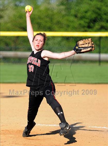 Thumbnail 3 in Hempfield vs Elizabethtown (PIAA District 3 First Round) photogallery.