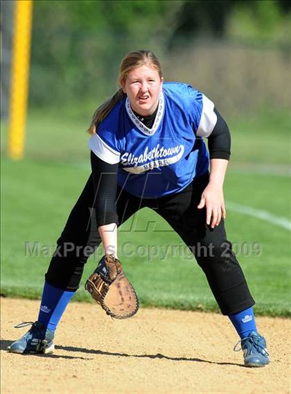 Thumbnail 3 in Hempfield vs Elizabethtown (PIAA District 3 First Round) photogallery.
