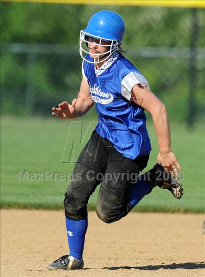 Thumbnail 2 in Hempfield vs Elizabethtown (PIAA District 3 First Round) photogallery.