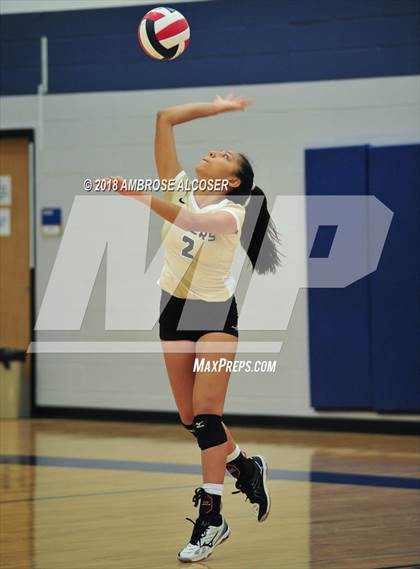 Thumbnail 2 in Cypress Park vs. Mayde Creek (CFISD/Katy Classic) photogallery.