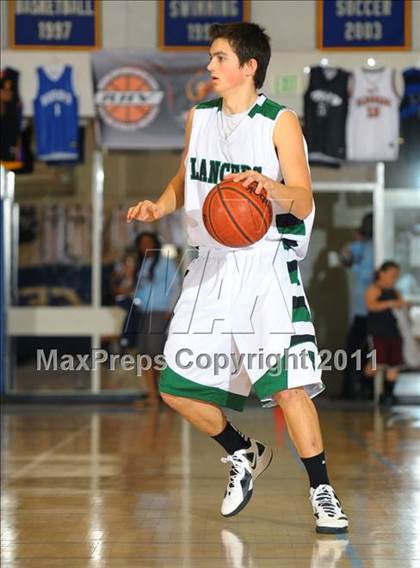 Thumbnail 3 in Thousand Oaks vs. Torrance (MaxPreps Holiday Classic) photogallery.