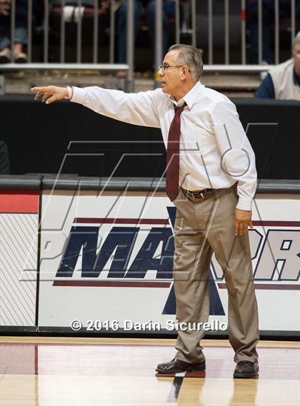 Thumbnail 2 in Paradise Valley vs. Nogales (AIA Division 2 Quarterfinal) photogallery.