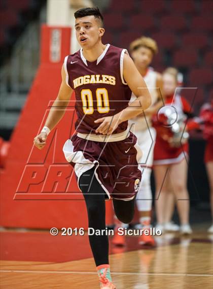 Thumbnail 2 in Paradise Valley vs. Nogales (AIA Division 2 Quarterfinal) photogallery.