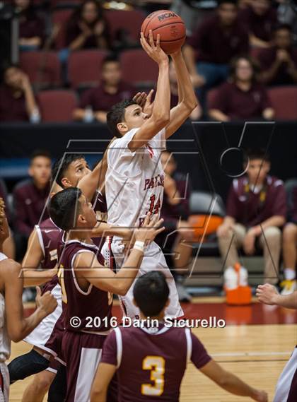 Thumbnail 1 in Paradise Valley vs. Nogales (AIA Division 2 Quarterfinal) photogallery.