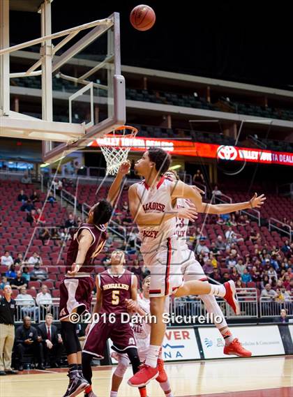 Thumbnail 2 in Paradise Valley vs. Nogales (AIA Division 2 Quarterfinal) photogallery.