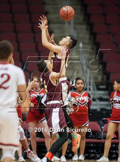 Thumbnail 3 in Paradise Valley vs. Nogales (AIA Division 2 Quarterfinal) photogallery.