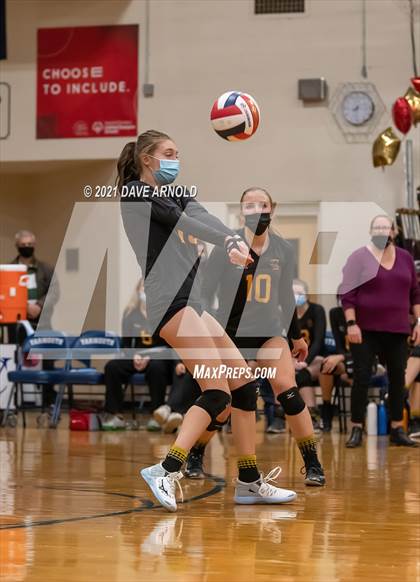 Thumbnail 3 in Cape Elizabeth @ Yarmouth (MPA Class B State Final) photogallery.