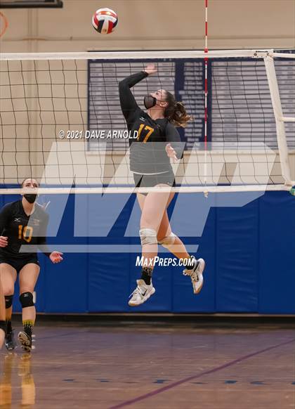 Thumbnail 1 in Cape Elizabeth @ Yarmouth (MPA Class B State Final) photogallery.