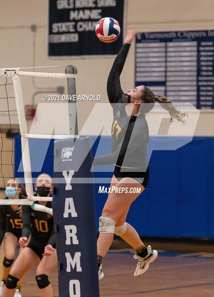 Thumbnail 3 in Cape Elizabeth @ Yarmouth (MPA Class B State Final) photogallery.