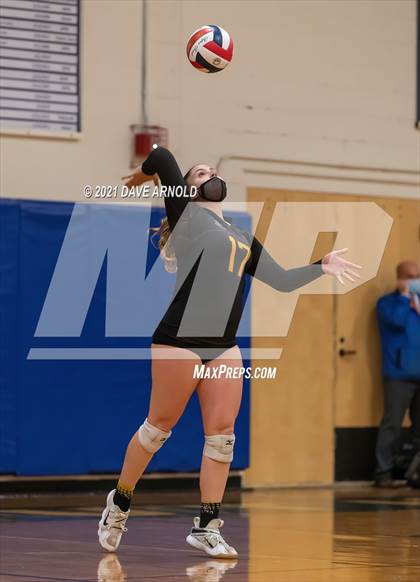 Thumbnail 3 in Cape Elizabeth @ Yarmouth (MPA Class B State Final) photogallery.
