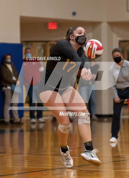 Thumbnail 3 in Cape Elizabeth @ Yarmouth (MPA Class B State Final) photogallery.