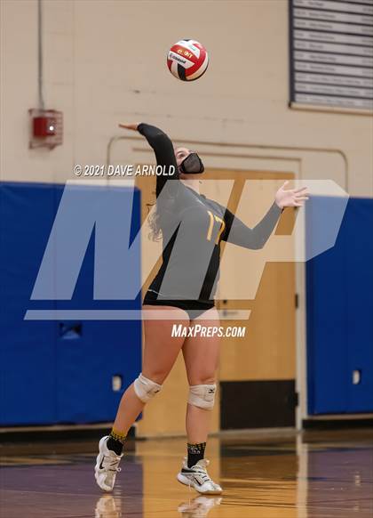 Thumbnail 3 in Cape Elizabeth @ Yarmouth (MPA Class B State Final) photogallery.