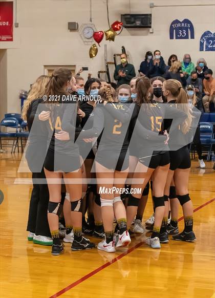 Thumbnail 1 in Cape Elizabeth @ Yarmouth (MPA Class B State Final) photogallery.