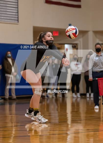 Thumbnail 3 in Cape Elizabeth @ Yarmouth (MPA Class B State Final) photogallery.