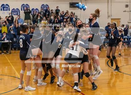 Thumbnail 3 in Cape Elizabeth @ Yarmouth (MPA Class B State Final) photogallery.