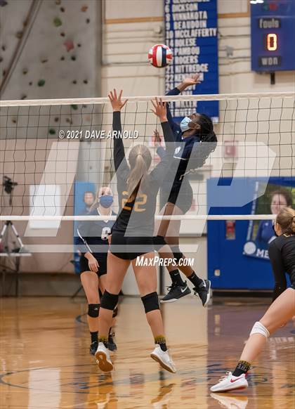Thumbnail 2 in Cape Elizabeth @ Yarmouth (MPA Class B State Final) photogallery.