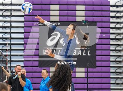 Thumbnail 3 in Sierra Canyon vs. Xavier College Prep (Durango Fall Classic) photogallery.