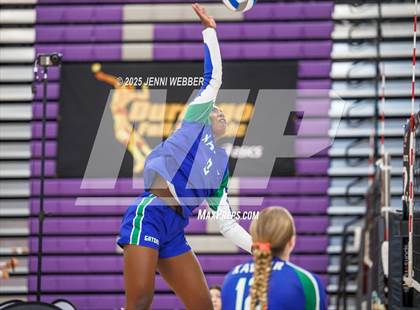 Thumbnail 2 in Sierra Canyon vs. Xavier College Prep (Durango Fall Classic) photogallery.
