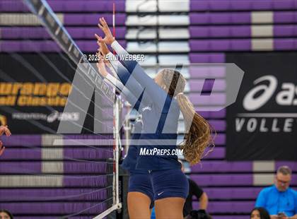 Thumbnail 3 in Sierra Canyon vs. Xavier College Prep (Durango Fall Classic) photogallery.