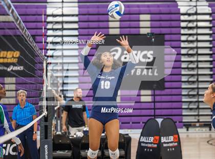Thumbnail 2 in Sierra Canyon vs. Xavier College Prep (Durango Fall Classic) photogallery.