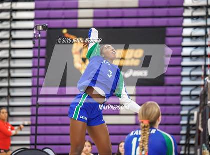 Thumbnail 1 in Sierra Canyon vs. Xavier College Prep (Durango Fall Classic) photogallery.