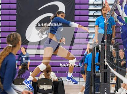 Thumbnail 3 in Sierra Canyon vs. Xavier College Prep (Durango Fall Classic) photogallery.