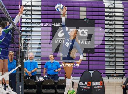 Thumbnail 1 in Sierra Canyon vs. Xavier College Prep (Durango Fall Classic) photogallery.