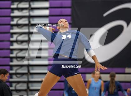 Thumbnail 2 in Sierra Canyon vs. Xavier College Prep (Durango Fall Classic) photogallery.