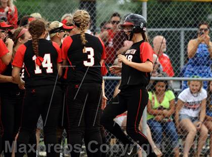 Thumbnail 1 in Barrington vs New Trier (IHSA 4A Sectional Final) photogallery.