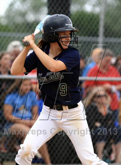Thumbnail 2 in Barrington vs New Trier (IHSA 4A Sectional Final) photogallery.