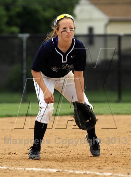Thumbnail 1 in Barrington vs New Trier (IHSA 4A Sectional Final) photogallery.