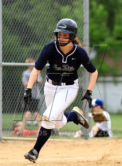 Thumbnail 3 in Barrington vs New Trier (IHSA 4A Sectional Final) photogallery.