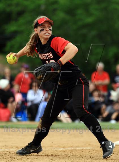 Thumbnail 3 in Barrington vs New Trier (IHSA 4A Sectional Final) photogallery.