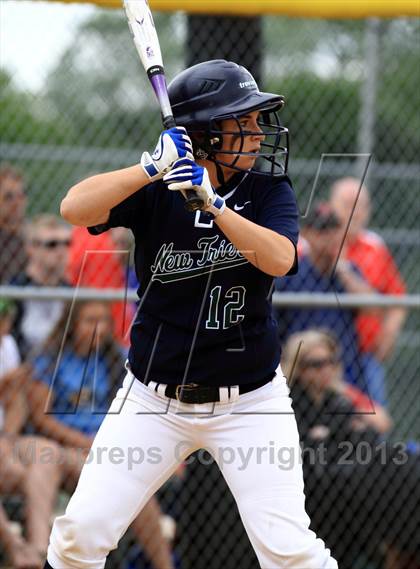 Thumbnail 2 in Barrington vs New Trier (IHSA 4A Sectional Final) photogallery.