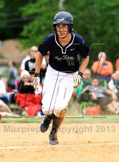 Thumbnail 2 in Barrington vs New Trier (IHSA 4A Sectional Final) photogallery.
