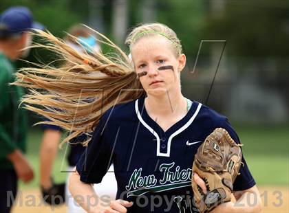 Thumbnail 2 in Barrington vs New Trier (IHSA 4A Sectional Final) photogallery.