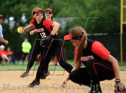 Thumbnail 3 in Barrington vs New Trier (IHSA 4A Sectional Final) photogallery.