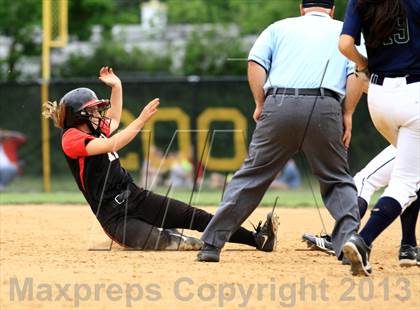 Thumbnail 1 in Barrington vs New Trier (IHSA 4A Sectional Final) photogallery.