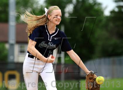 Thumbnail 3 in Barrington vs New Trier (IHSA 4A Sectional Final) photogallery.