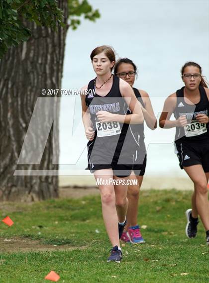 Thumbnail 1 in Sweetheart Invitational photogallery.