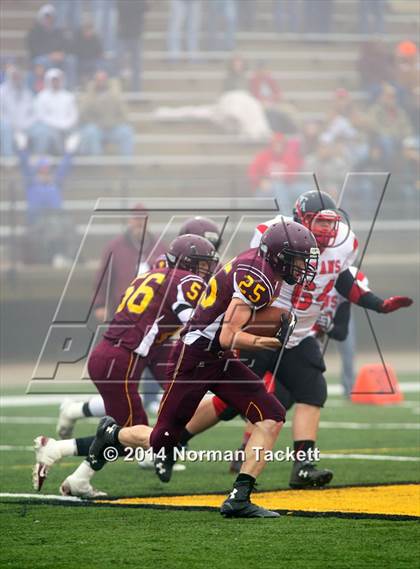 Thumbnail 2 in Victoria vs. Argonia/Attica (KSHSAA 8M Div II Final) photogallery.