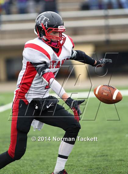 Thumbnail 3 in Victoria vs. Argonia/Attica (KSHSAA 8M Div II Final) photogallery.