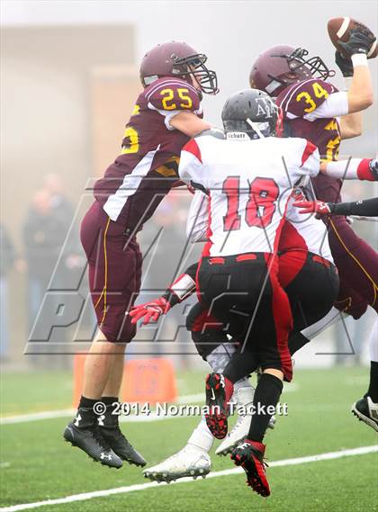 Thumbnail 2 in Victoria vs. Argonia/Attica (KSHSAA 8M Div II Final) photogallery.