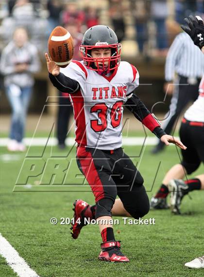 Thumbnail 2 in Victoria vs. Argonia/Attica (KSHSAA 8M Div II Final) photogallery.