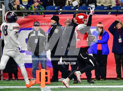 Thumbnail 2 in Walpole vs Milton (MIAA D3 Final) photogallery.