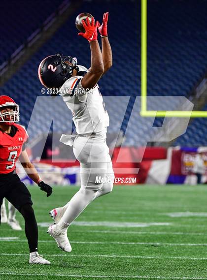 Thumbnail 1 in Walpole vs Milton (MIAA D3 Final) photogallery.