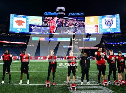 Thumbnail 1 in Walpole vs Milton (MIAA D3 Final) photogallery.